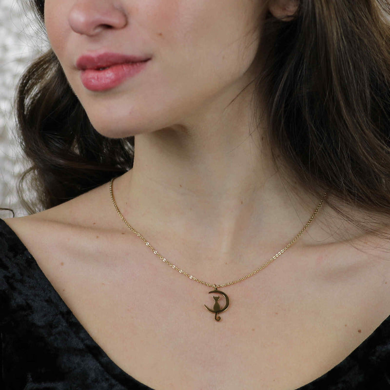 Model Wearing Beautiful Charming Cat Crescent Moon Solid Gold Pendant By Jewelry Lane