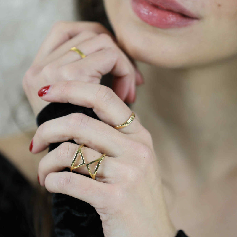 Model Wearing Beautiful Designer Hourglass Solid Gold Ring By Jewelry Lane