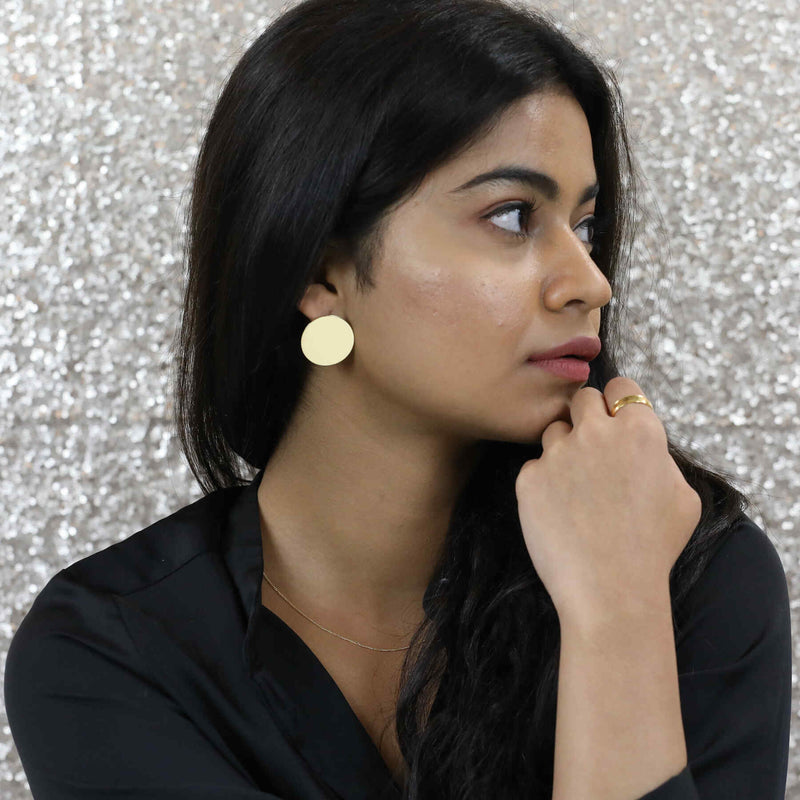 Model Wearing Solid Round Circle Gold Earrings by Jewelry Lane