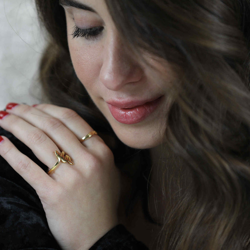 Model Wearing Beautiful Unique Snake Solid Gold Ring By Jewelry Lane