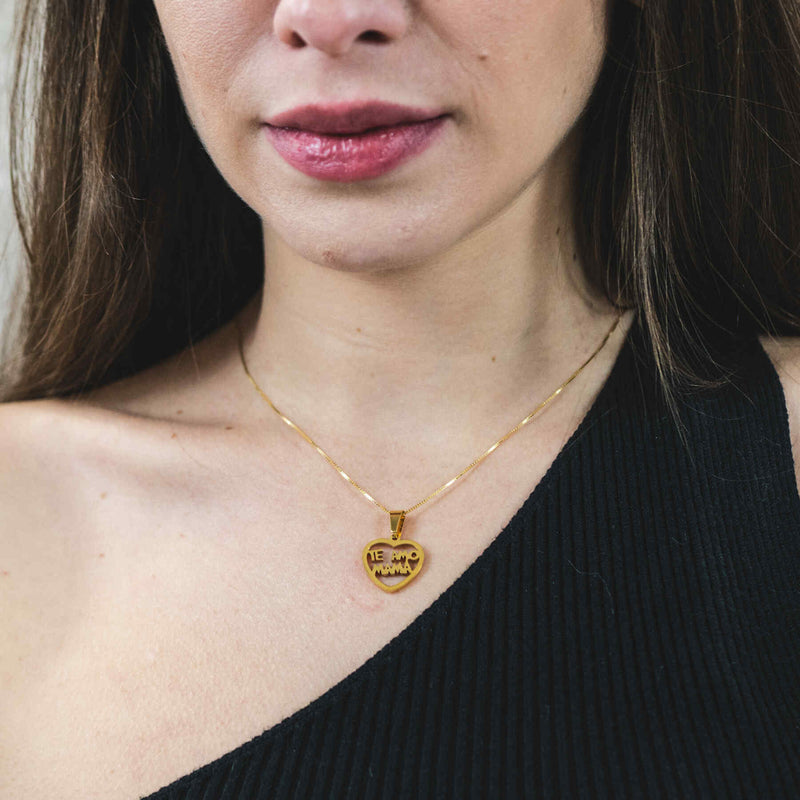 Model Wearing Beautiful Simple Expressive Te Amo Mama Solid Gold Pendant By Jewelry Lane